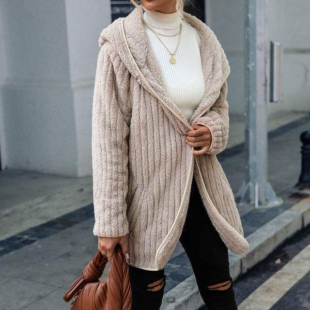Manteau Chaud à Capuche Ample