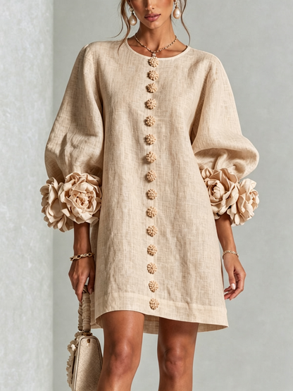 Amara | Robe Mini Élégante à Boutons Floraux