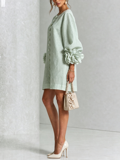 Amara | Robe Mini Élégante à Boutons Floraux