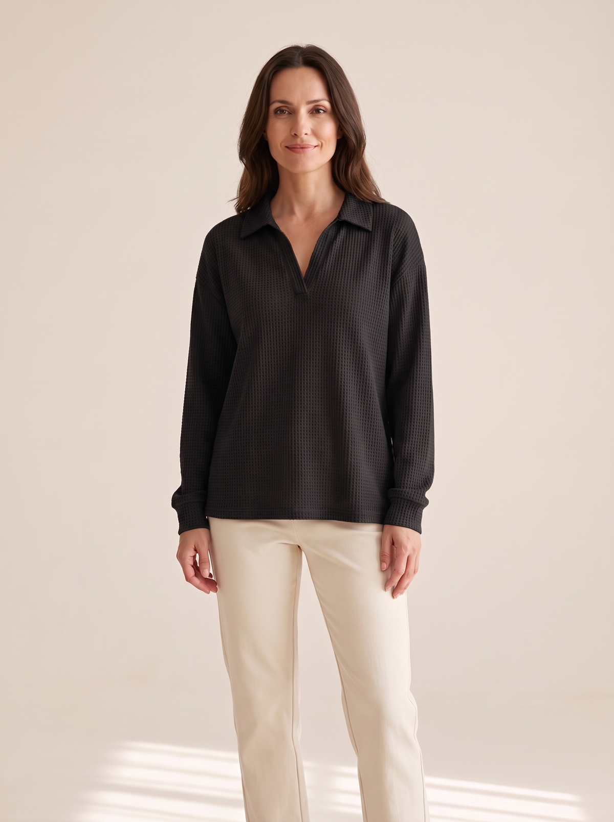 Apolline | Pull en Maille Gaufrée à Col V - Noir