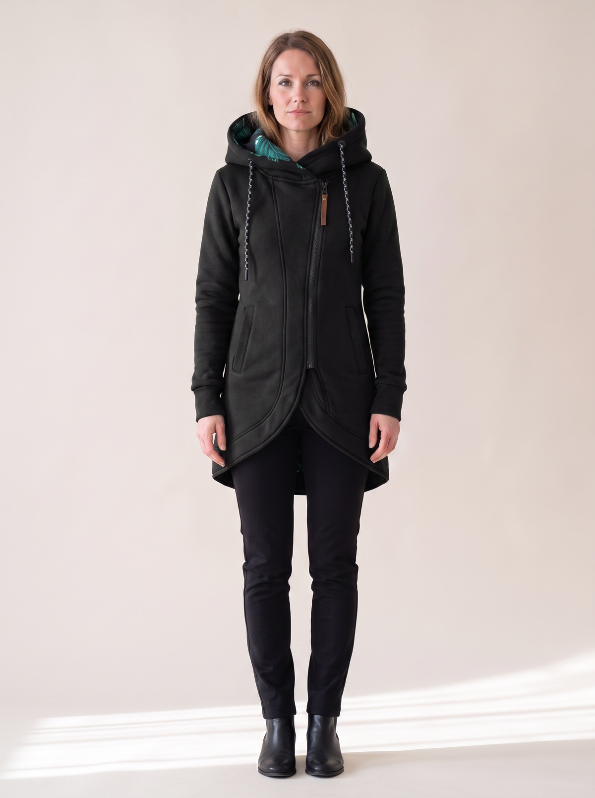 Solène | Manteau à Capuche Chaud et Léger - Noir